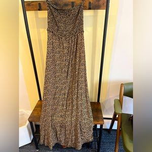 Forever 21 leopard strapless maxi dress. Size S